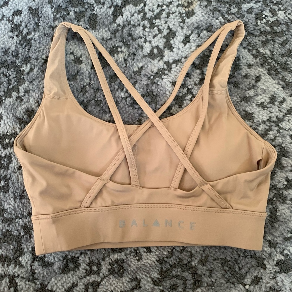 Balance Athletica sports size small
